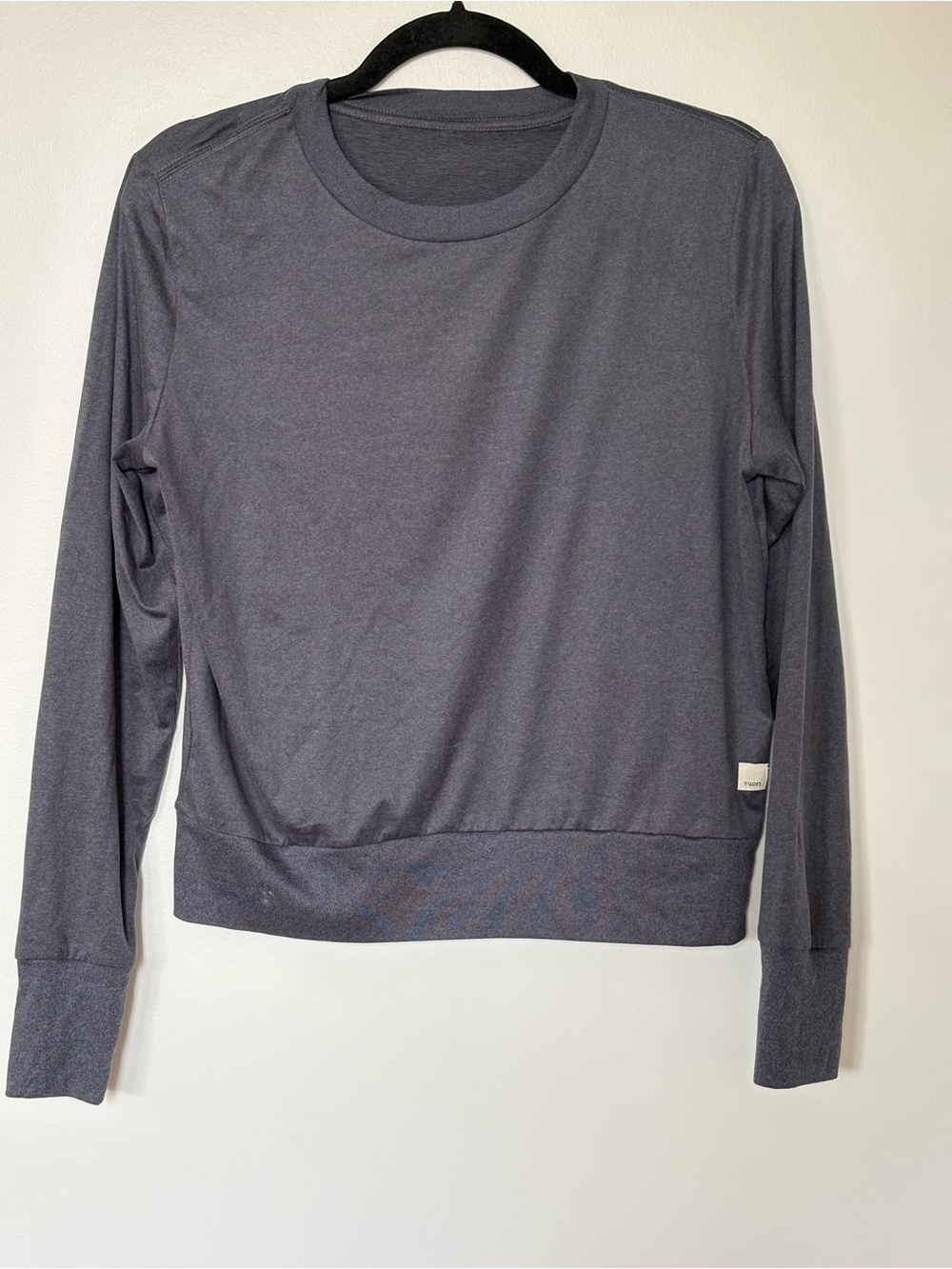 Vuori Long Sleeve Crew Sweatshirt in Charcoal - Picture 2 of 7